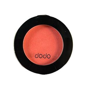 Dodo Cosmetics Eyeshadow #P16 Peach Orange Gold Shimmer K-Beauty Korean Makeup